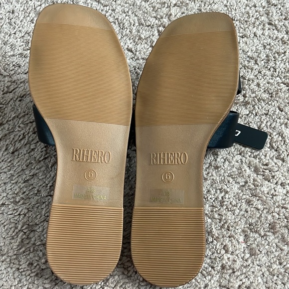 NWT Rihero Women's Black Slide Sandals - Picture 3 of 5
